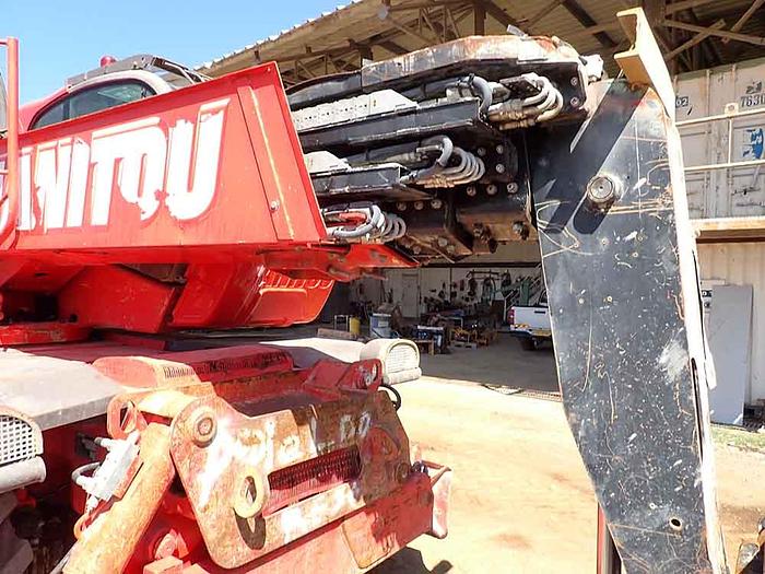 Used 2015 MANITOU MRT 2150+ Privilege ST4