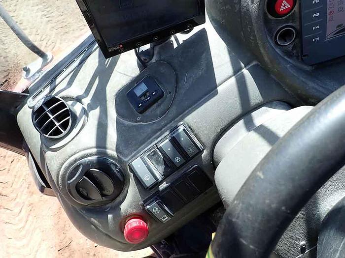 Used 2015 MANITOU MRT 2150+ Privilege ST4