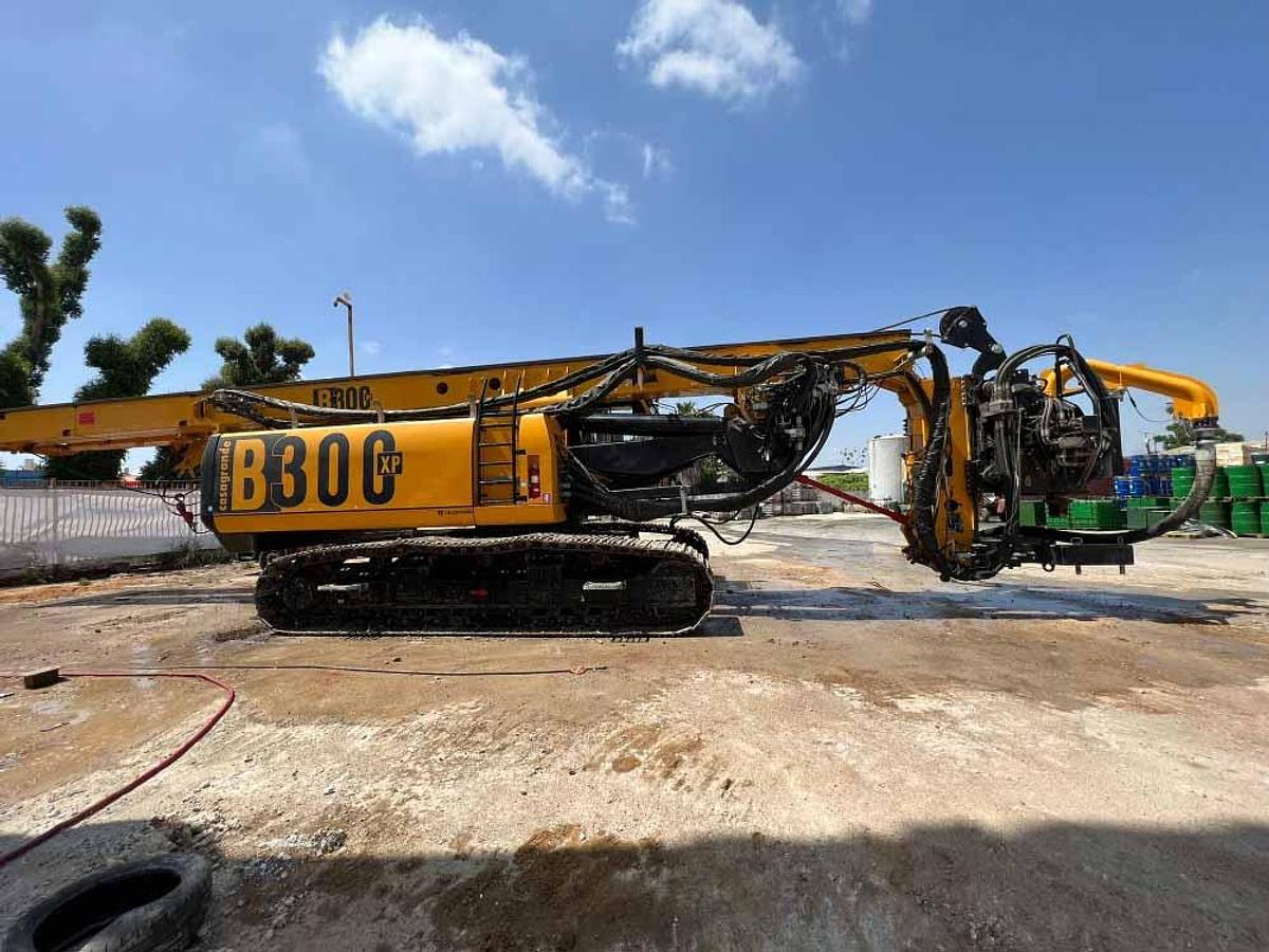 Used 2017 CASAGRANDE B300XP