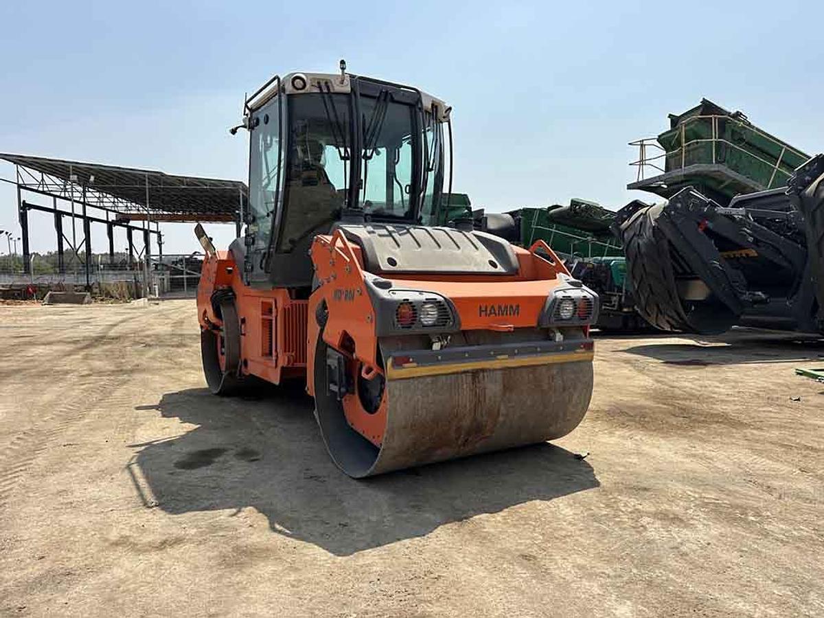 Used 2023 HAMM HD+ 80i