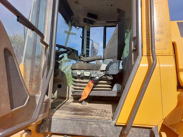 Used 2022 VOLVO L180H