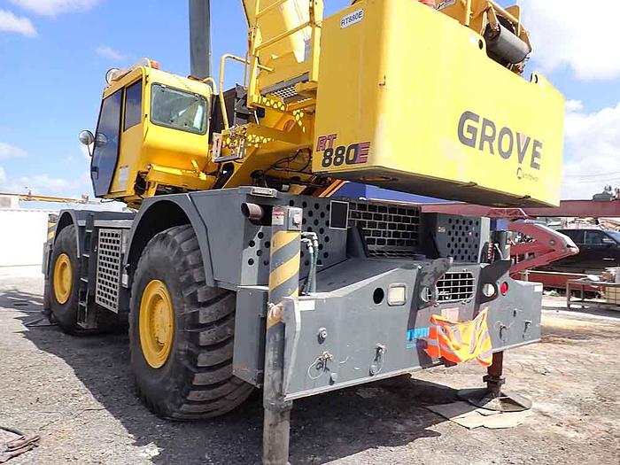 Used 2012 GROVE RT880E