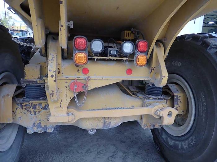 Used 2019 CATERPILLAR 745