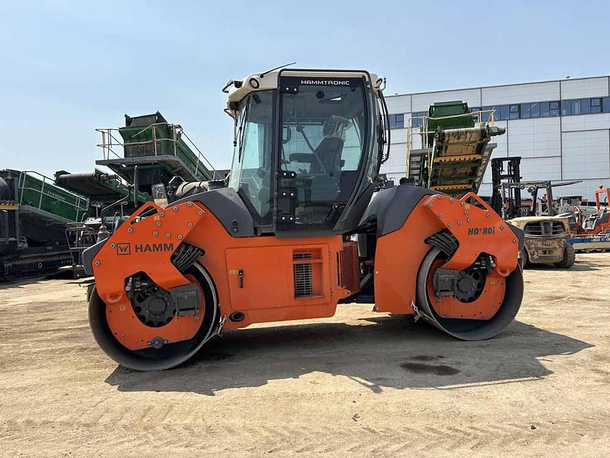 Used 2023 HAMM HD+ 80i