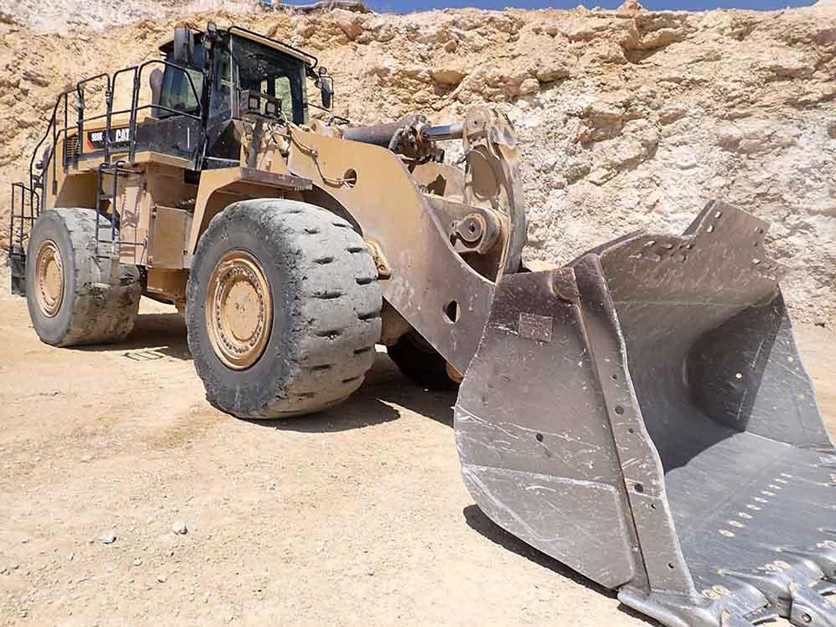 Used 2017 CATERPILLAR 988K