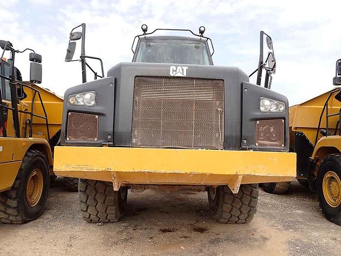 Used 2014 CATERPILLAR 740B