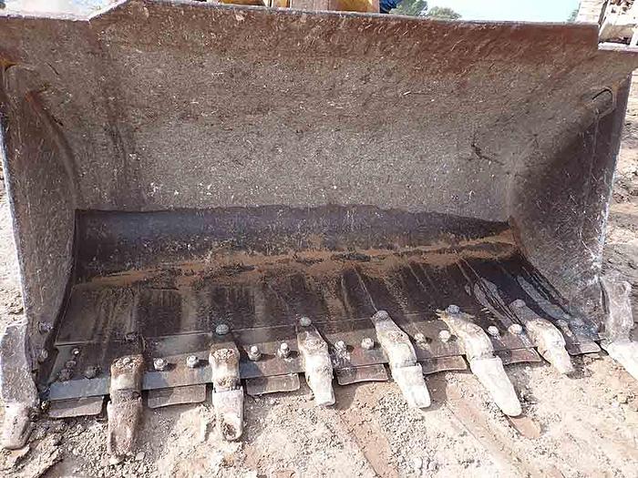 Used 2013 CATERPILLAR 963D