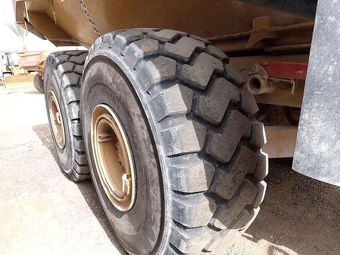 Used 2014 CATERPILLAR 740B