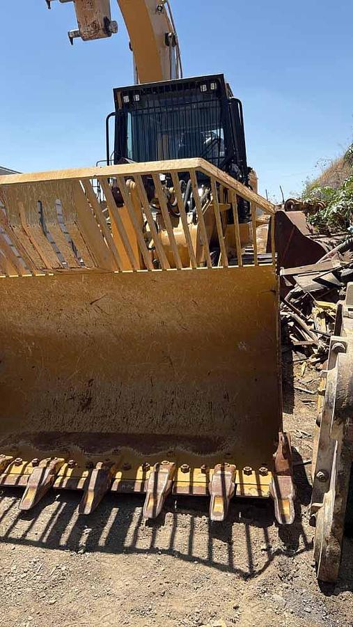 Used 2024 CATERPILLAR 963 WH