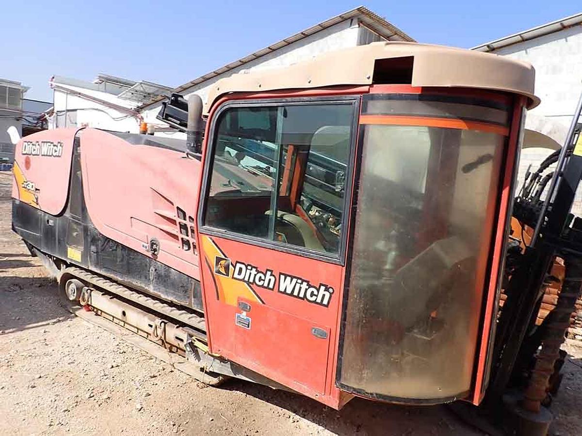 Used 2016 DITCH WITCH JT30AT