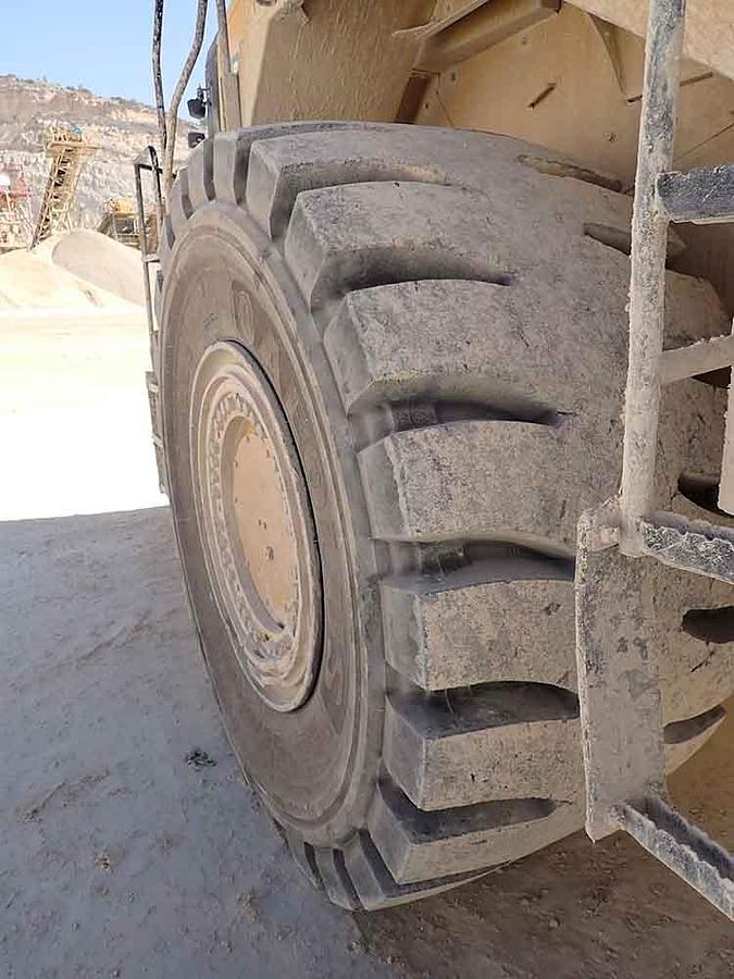 Used 2019 CATERPILLAR 988K