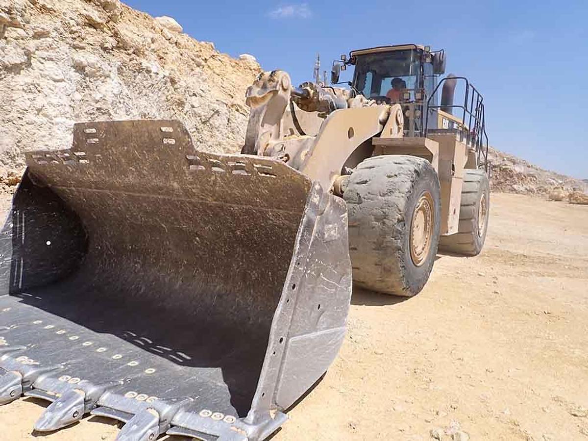 Used 2017 CATERPILLAR 988K