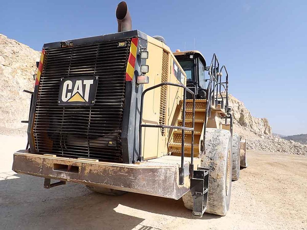 Used 2017 CATERPILLAR 988K