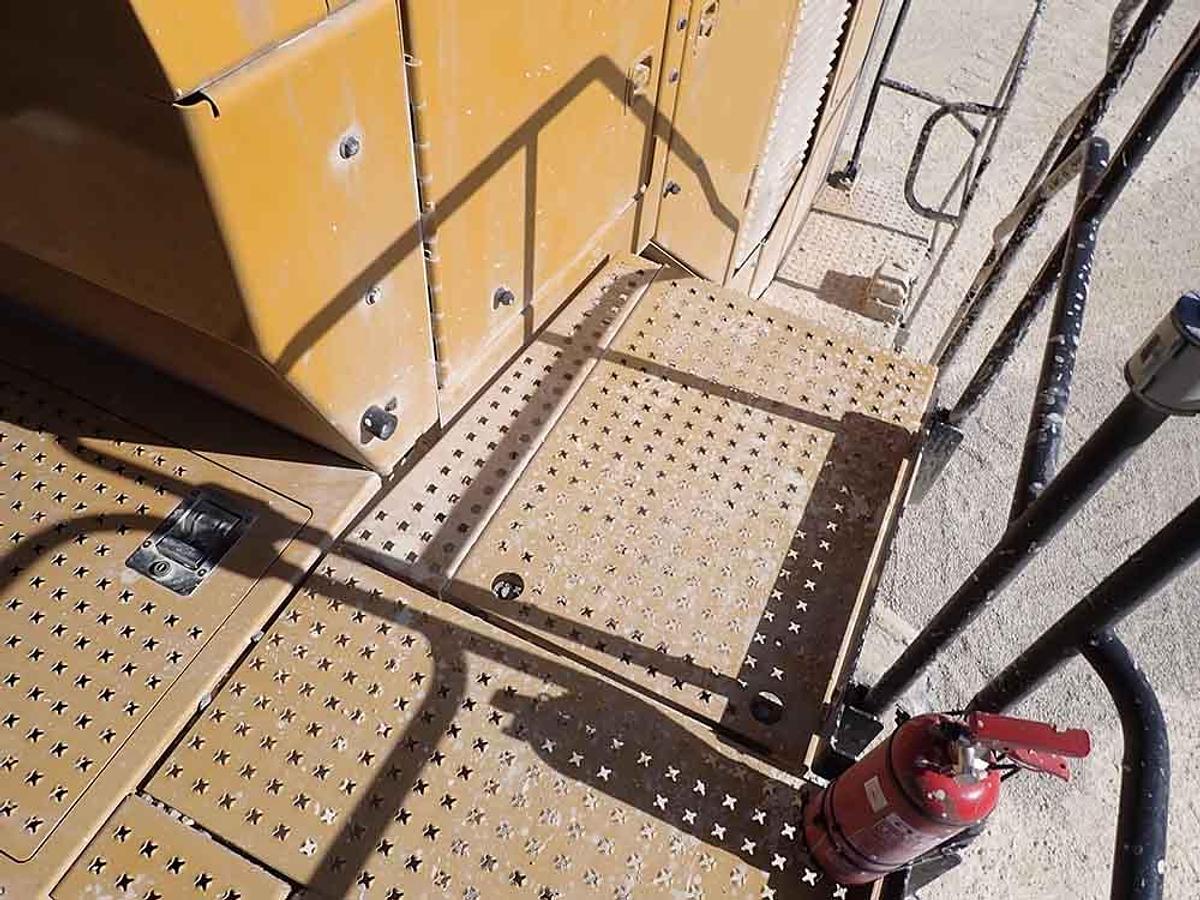 Used 2021 CATERPILLAR 988K