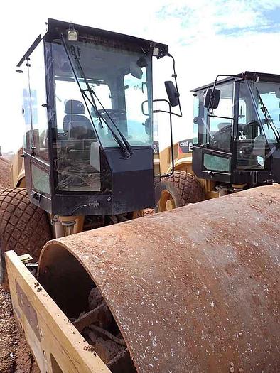 Used 2015 CATERPILLAR CS64B - "EPA"