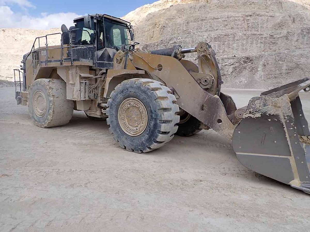 Used 05/2020 CATERPILLAR 988K