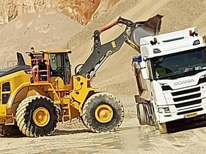 Used 2014 VOLVO L150H