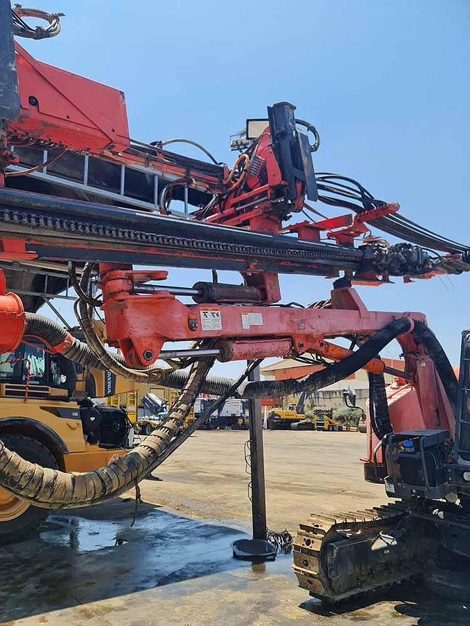 Used 2017 SANDVIK DX800