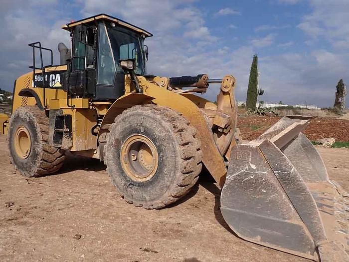 Used 2015 CATERPILLAR 966M