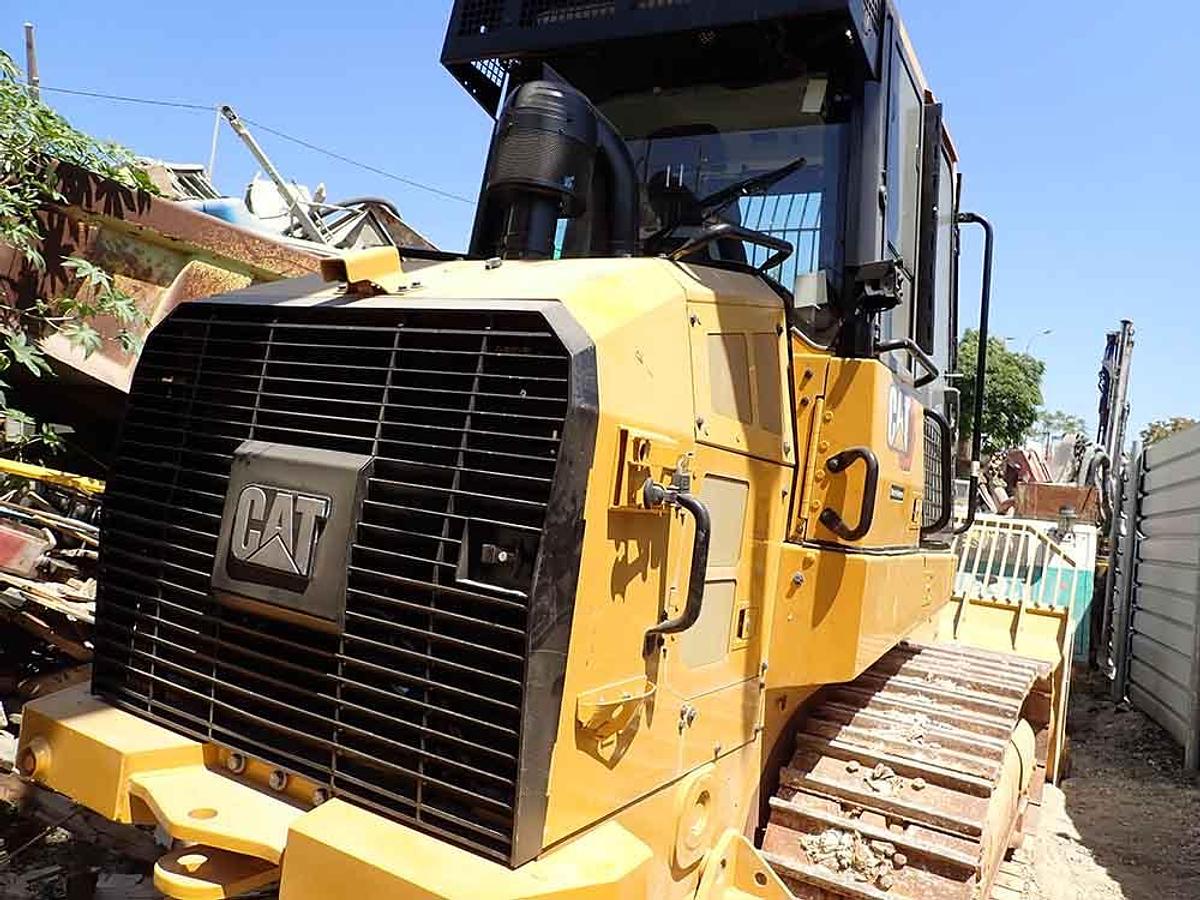 Used 2024 CATERPILLAR 963 WH