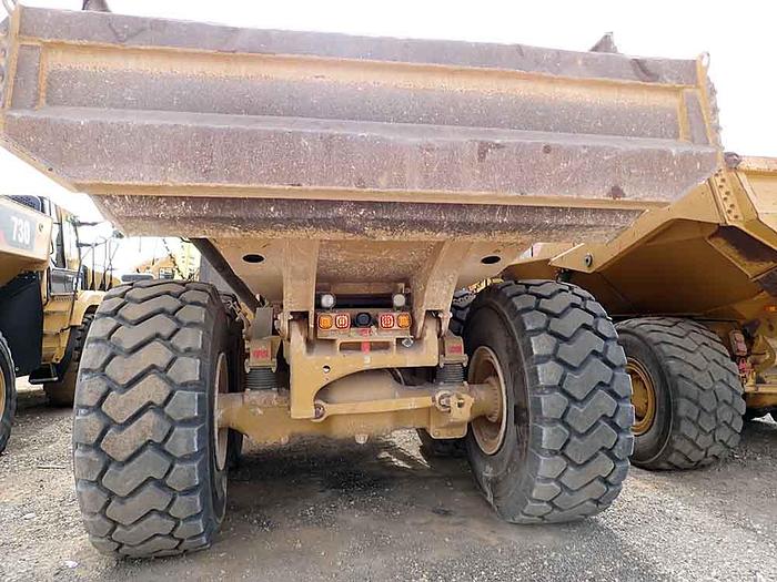 Used 2014 CATERPILLAR 740B