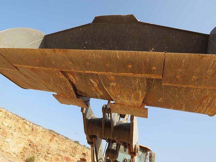 Used 2019 VOLVO L180H