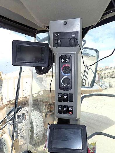 Used 2020 CATERPILLAR 988K