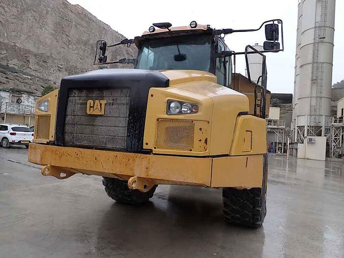 Used 2019 CATERPILLAR 745