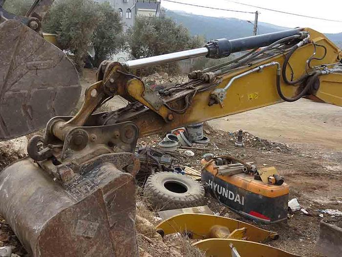 Used 2016 Caterpillar M320F