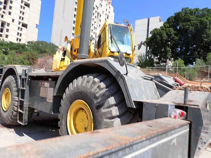 Used 2014 GROVE RT880E