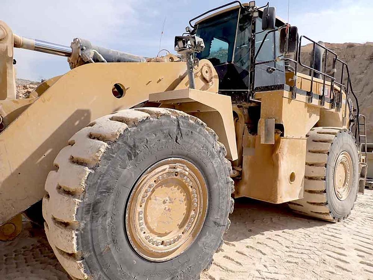 Used 2021 CATERPILLAR 988K
