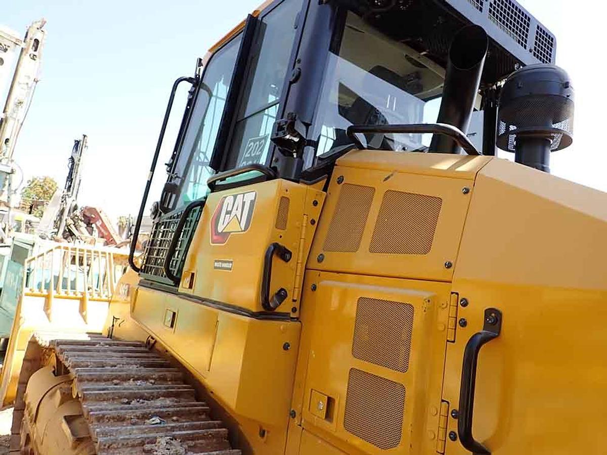 Used 2024 CATERPILLAR 963 WH