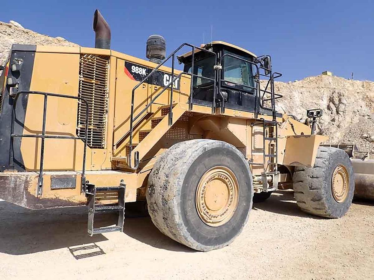 Used 2017 CATERPILLAR 988K