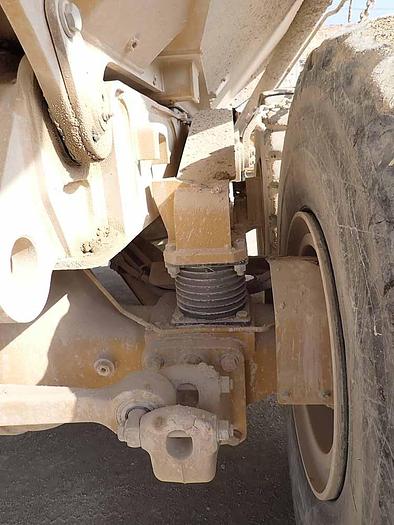 Used 2019 CATERPILLAR 745