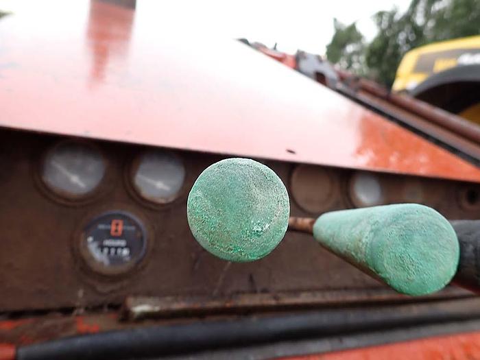 Used 2000 DITCH WITCH JT4020