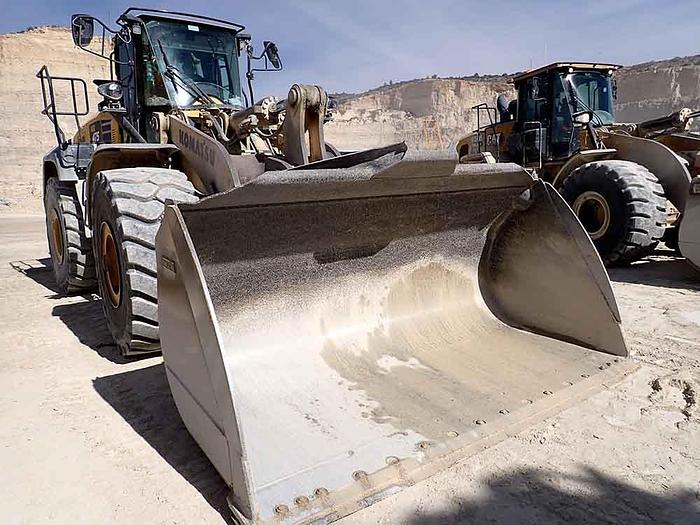 Used 2022 KOMATSU WA475