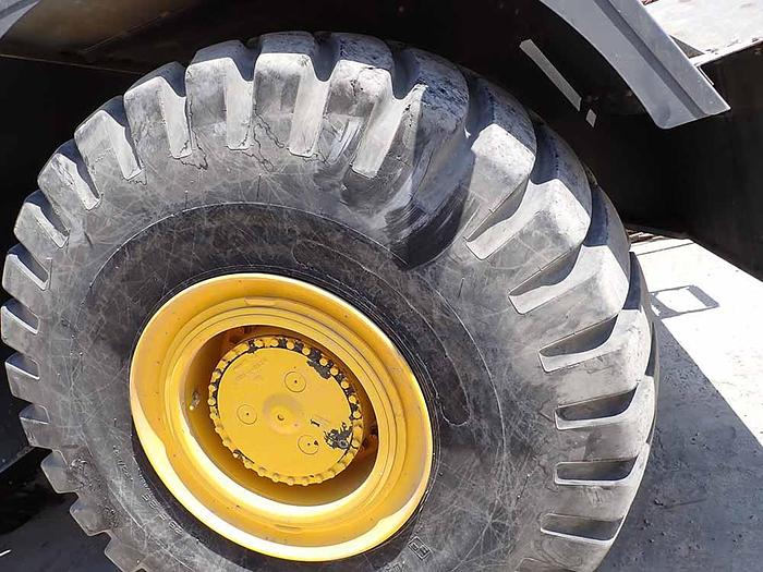 Used 2014 GROVE RT880E