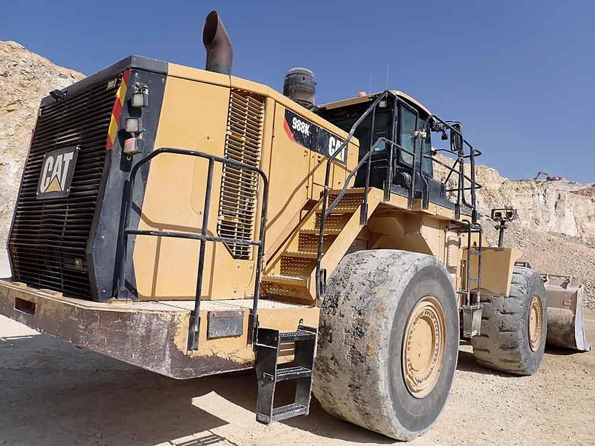 Used 2017 CATERPILLAR 988K