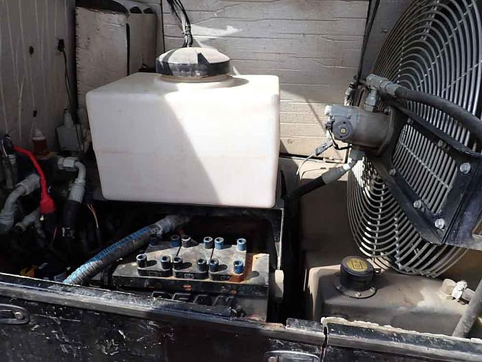 Used 2016 DITCH WITCH JT30