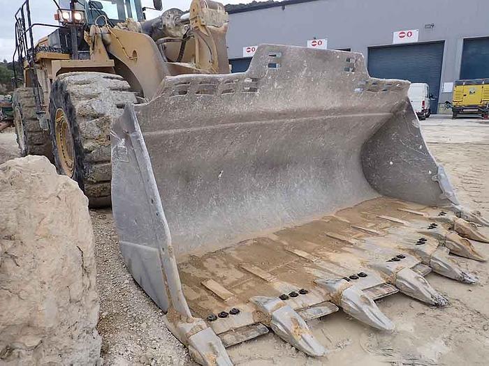 Used 2021 CATERPILLAR 988K