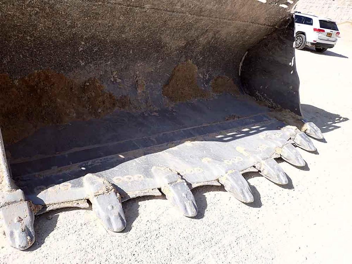 Used 2019 CATERPILLAR 988K