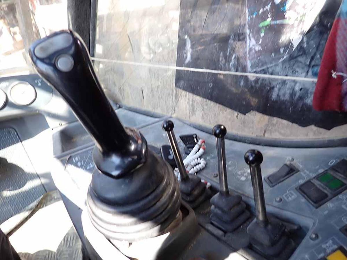 Used 2018 SANDVIK DX800