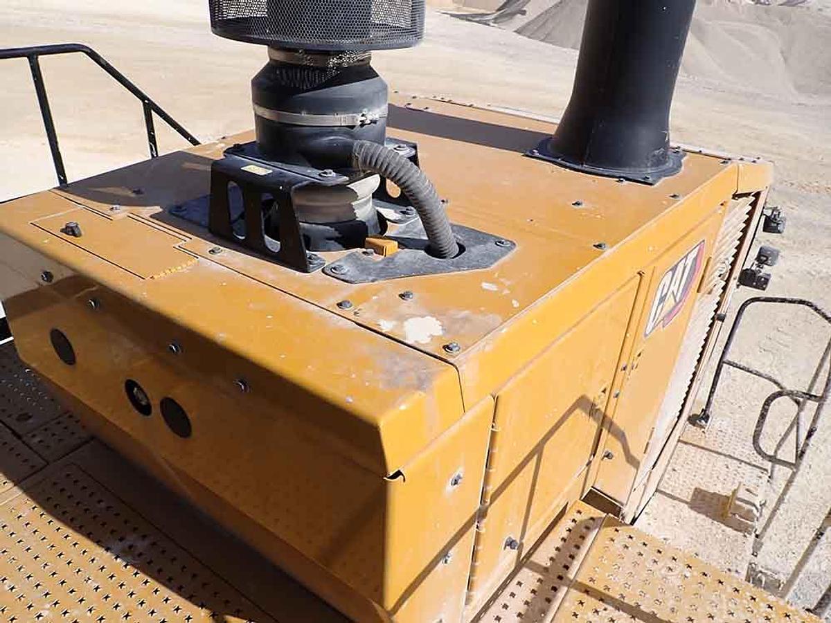 Used 2021 CATERPILLAR 988K