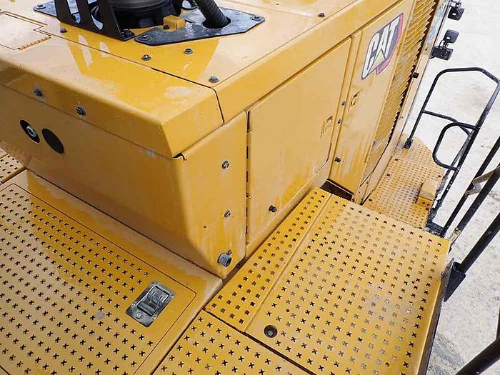 Used 2021 CATERPILLAR 988K