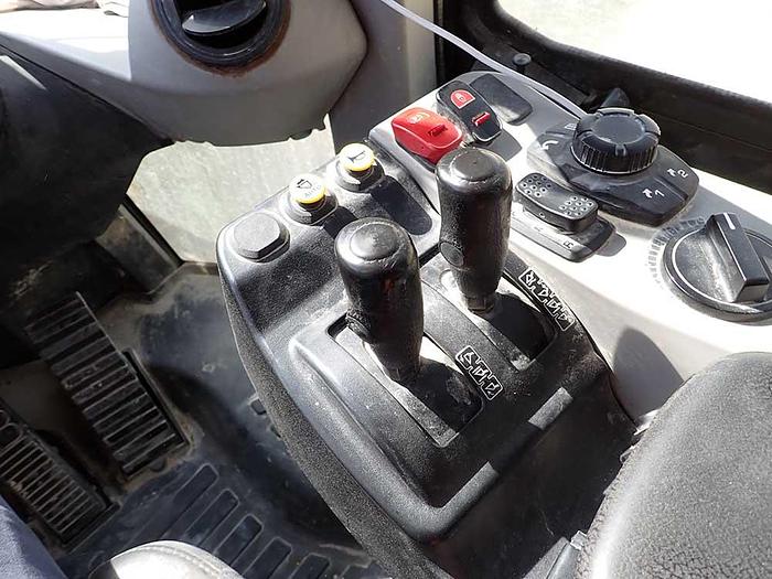 Used 2022 KOMATSU WA475