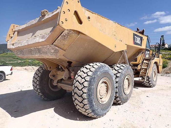 Used 2018 CATERPILLAR 730C2