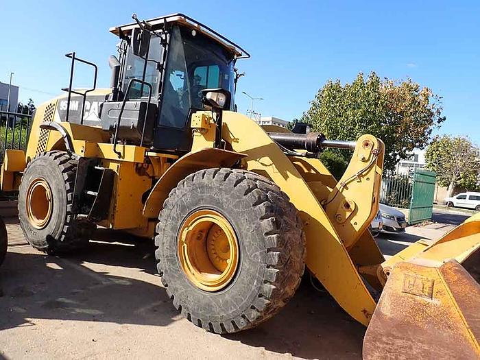 Used 2015 CATERPILLAR 950M