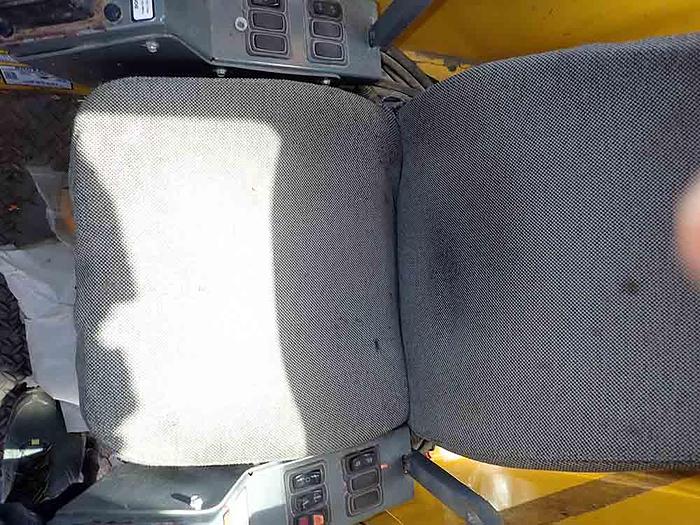 Used 2012 GROVE RT880E