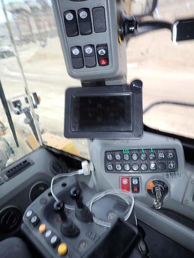 Used 2021 CATERPILLAR 988K