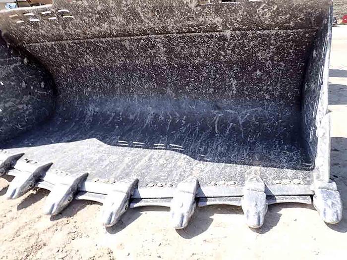 Used 06/2021 CATERPILLAR 988K